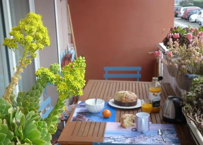 Au Centre Du Pradet Et à 15 Mn à Pied Des Plages * Le Pradet